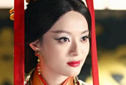 娱乐圈吃瓜飞云芈月是谁,揭秘神秘网红背后的故事