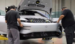 ff91车量产直播,揭秘特斯拉劲敌的诞生之路”